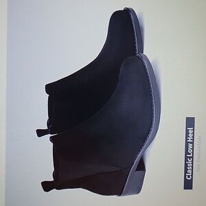 Dream Pairs Isabella 2 black ankle boots vegan suede size 7.5 New in box